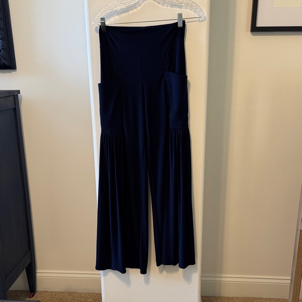 Talk of the Walk Navy Wide-Leg Women's Pants with Pockets